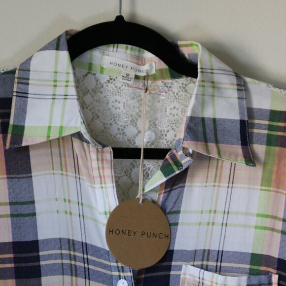 NWT Women's Honey Punch Plaid Lace Button Down Long Sleeve Medium - Picture 3 of 6